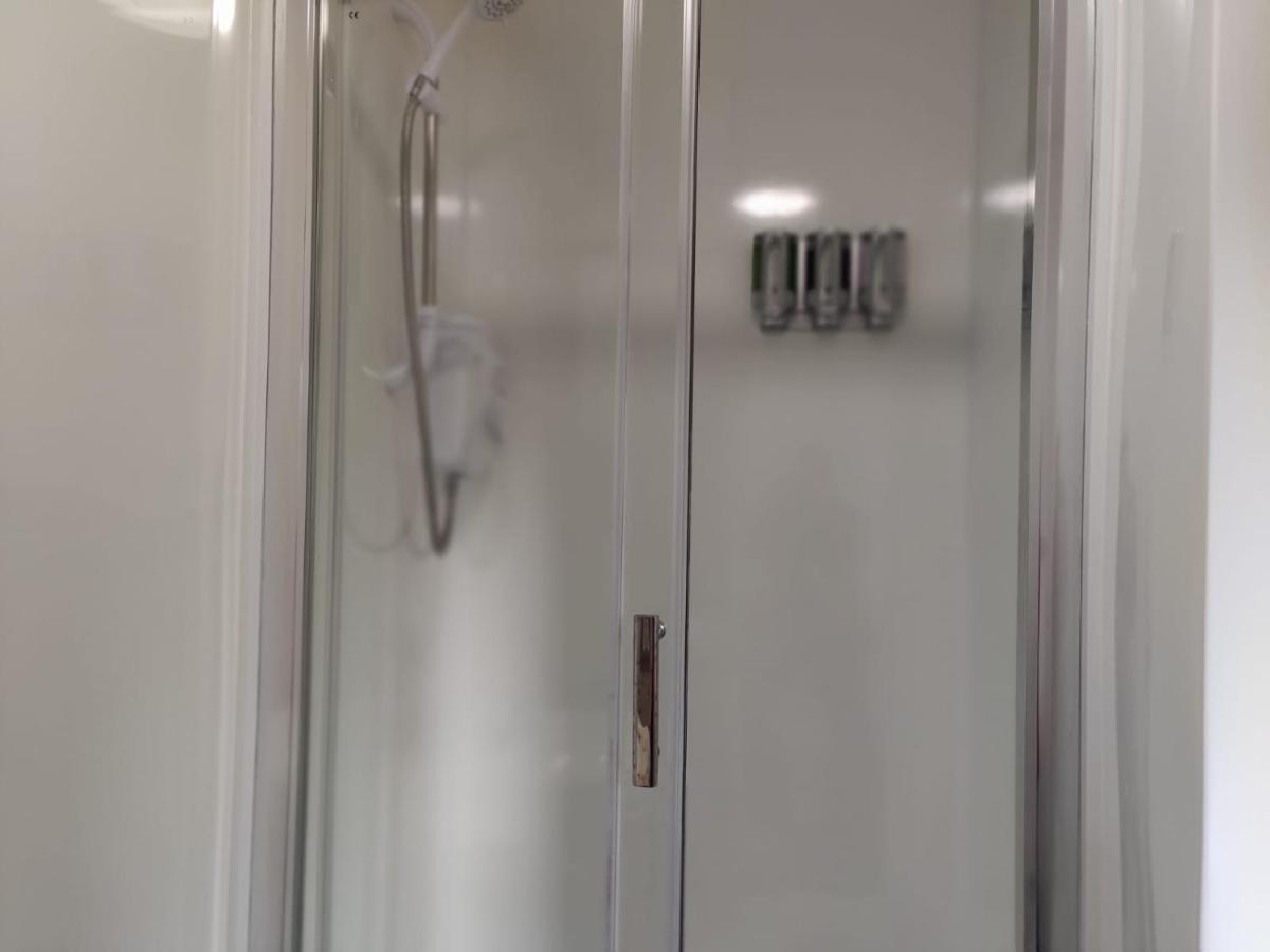סוואנסי Double Ensuite Rooms מראה חיצוני תמונה