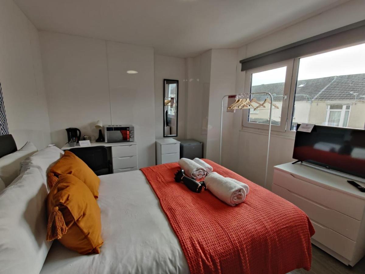 סוואנסי Double Ensuite Rooms מראה חיצוני תמונה