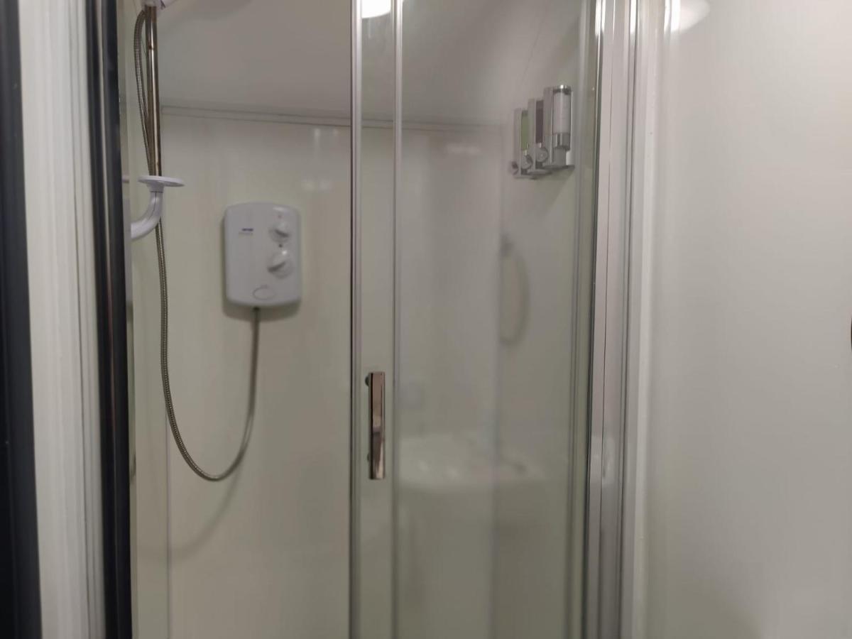 סוואנסי Double Ensuite Rooms מראה חיצוני תמונה